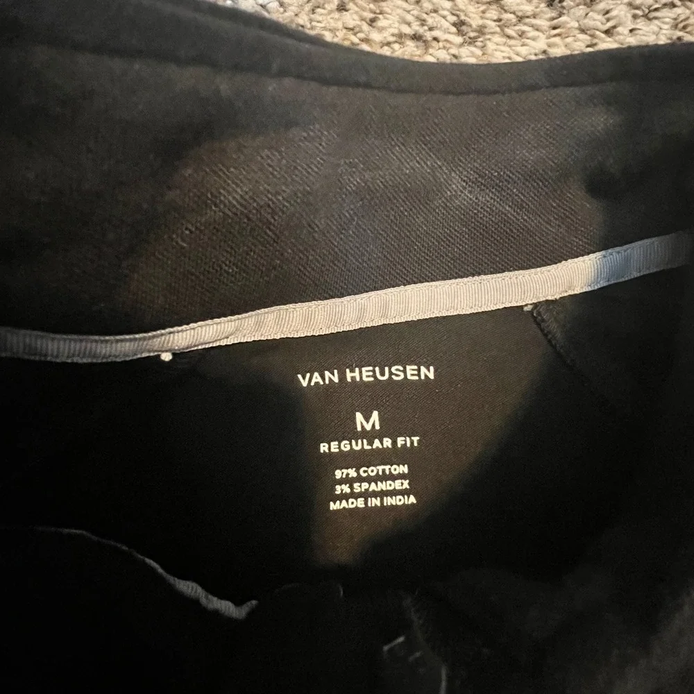 Van Heusen Mens Black Essential Tail Quarter Zip Pullover Soft Touch Medium NEW